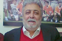 خواننده قدیمی به ایران برمی‌گردد