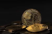 روی بیت‌کوین یا سولانا شرط می‌بندید !