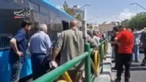 ببینید | تصادف اتوبوس BRT با عابر پیاده در خیابان ولیعصر