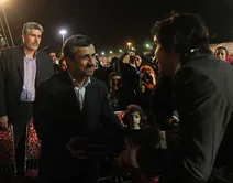محسن یگانه: مجبور شدم با احمدی نژاد دست بدهم