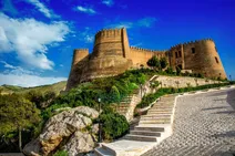 آشنایی با ۵ شهر ارزان برای سفر (داخلی و خارجی)