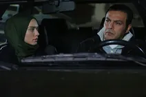 فریبرز عرب‌نیا در پشت صحنه مینی‌سریال «رنگ شک»