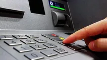 اختلال در خدمات بانکی برطرف نشد؟