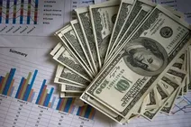 فرشاد مومنی: اقتصاد ایران مسیر را برای یکه‌تازی مافیا هموار کرده است!