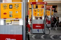 جزئیات نحوه اجرای دو نرخی شدن قیمت بنزین اعلام می شود