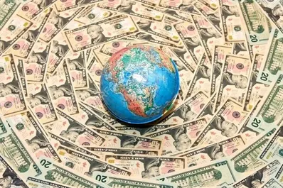 اقتصاد ایران در دوراهی سرنوشت؛ از «سقوط در محاصره» تا «نفس تازه صلح سرد»