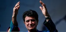 اعتراض محمدرضا شجریان که جنجال به پا کرد!