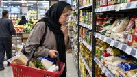 تورم و گرانی زیر ذره‌بین؛ فشار هزینه‌های زندگی بر خانوارهای ایرانی ادامه دارد