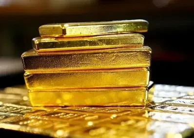 تاثیر عدم قطعیت‌ در بازارهای نفت بر رشد طلا
