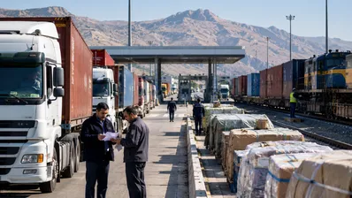 تجارت خارجی ایران در مسیرهای جایگزین؛ راهکار موقت یا فرصتی برای تغییر؟
