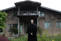 مهاجرت بازیگر پیشکسوت به روستا