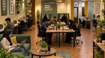 چرا فضای کار اشتراکی در تهران به گزینه‌ای اقتصادی برای کسب‌وکارهای کوچک تبدیل شده است؟