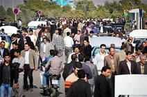 جمعه بازار خودرو وسط خیابان
